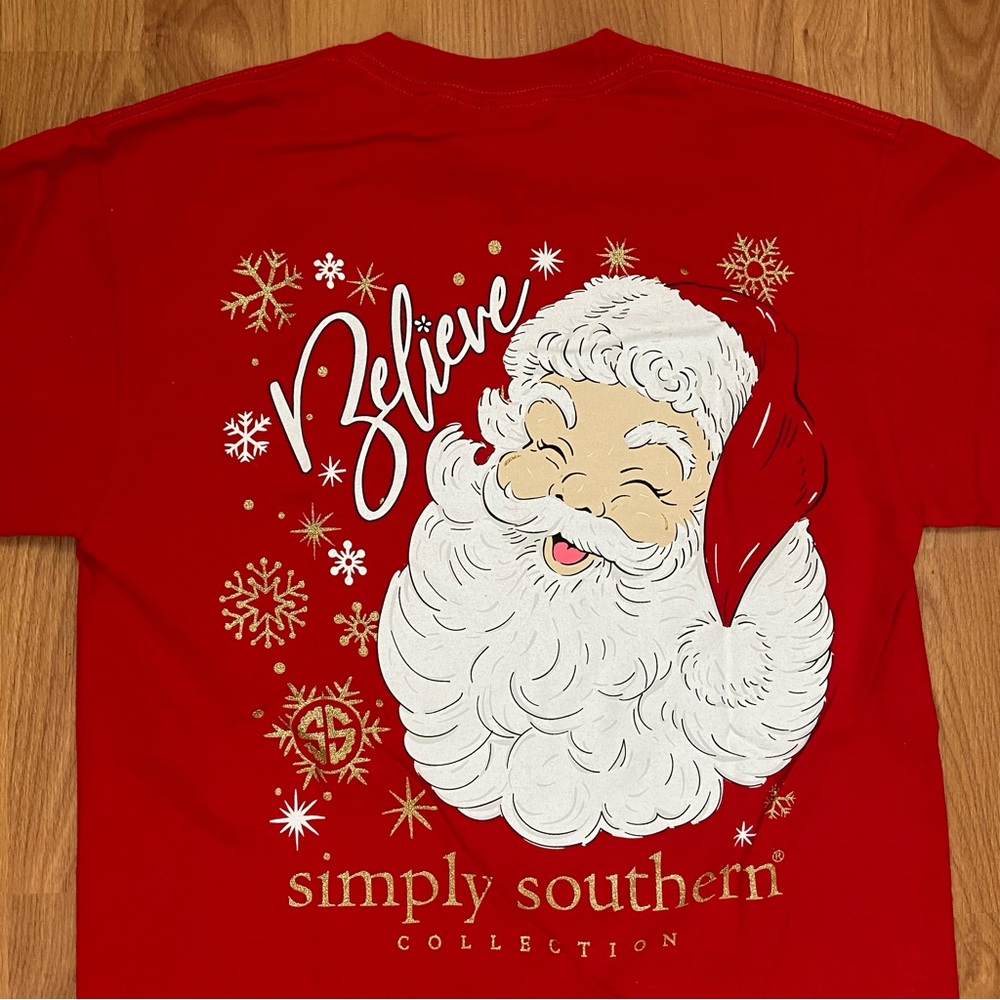 Simply Southern Men’s Christmas Santa Believe Logo Long Sleeve T-Shirt Small